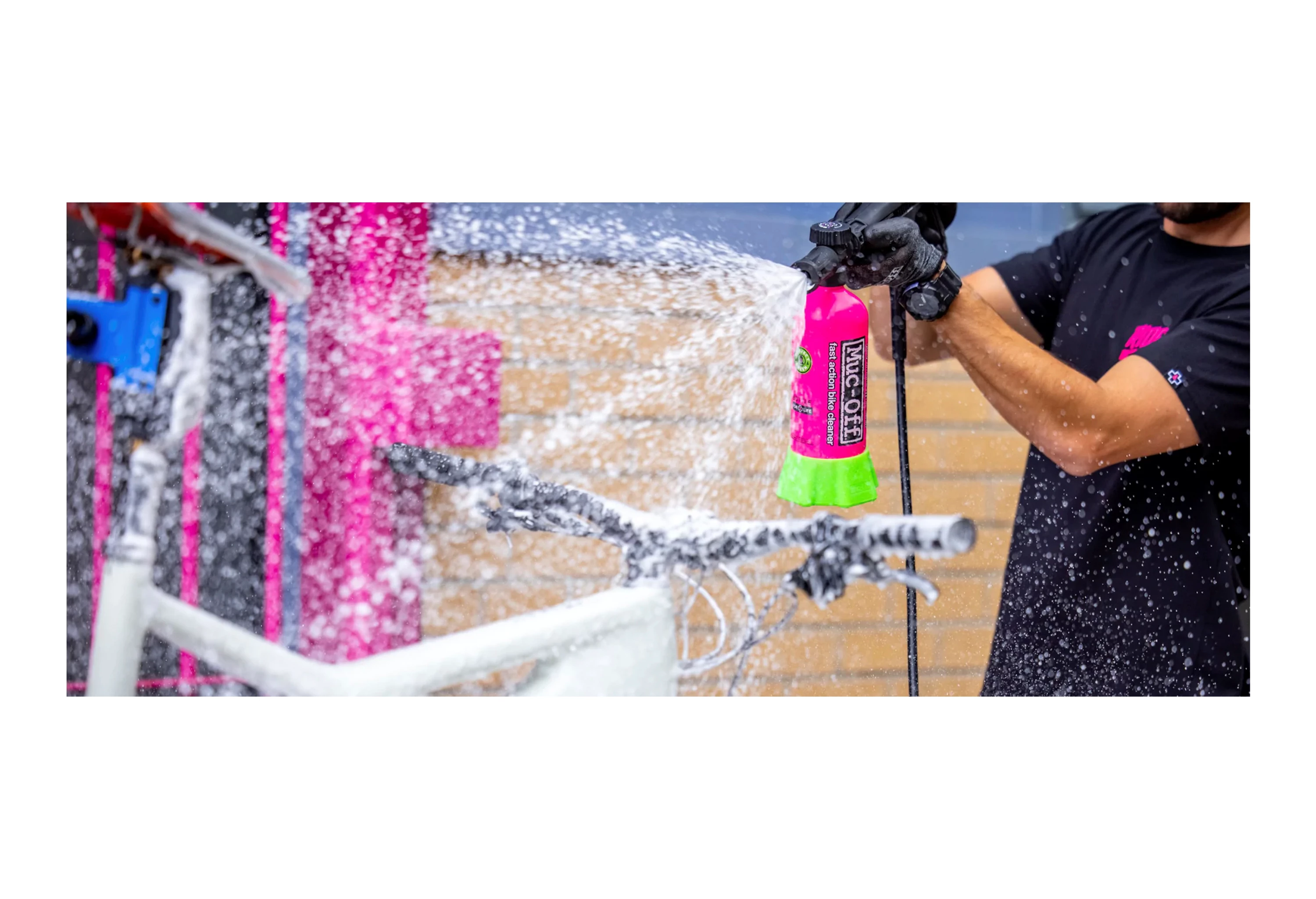 Muc-Off Pink Bottle For Life Bundle