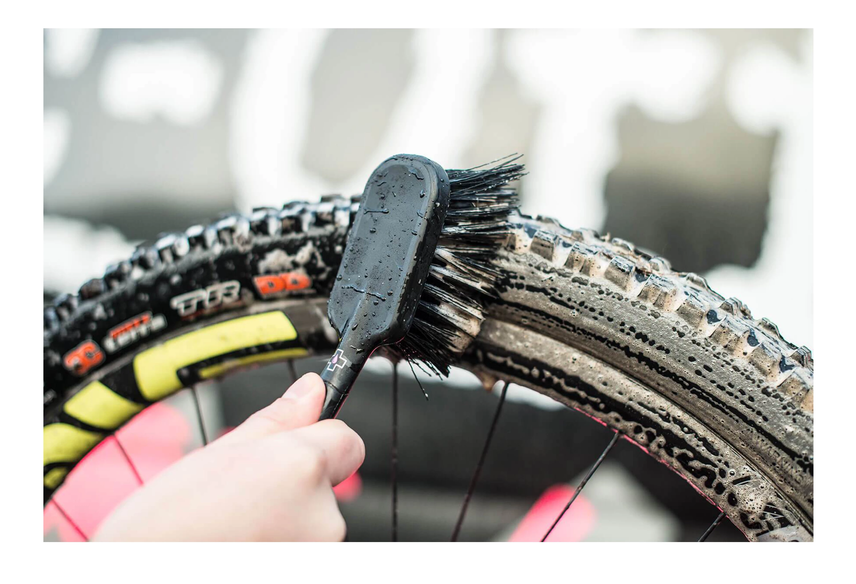 Muc-Off Sort Tyre & Cassette brush