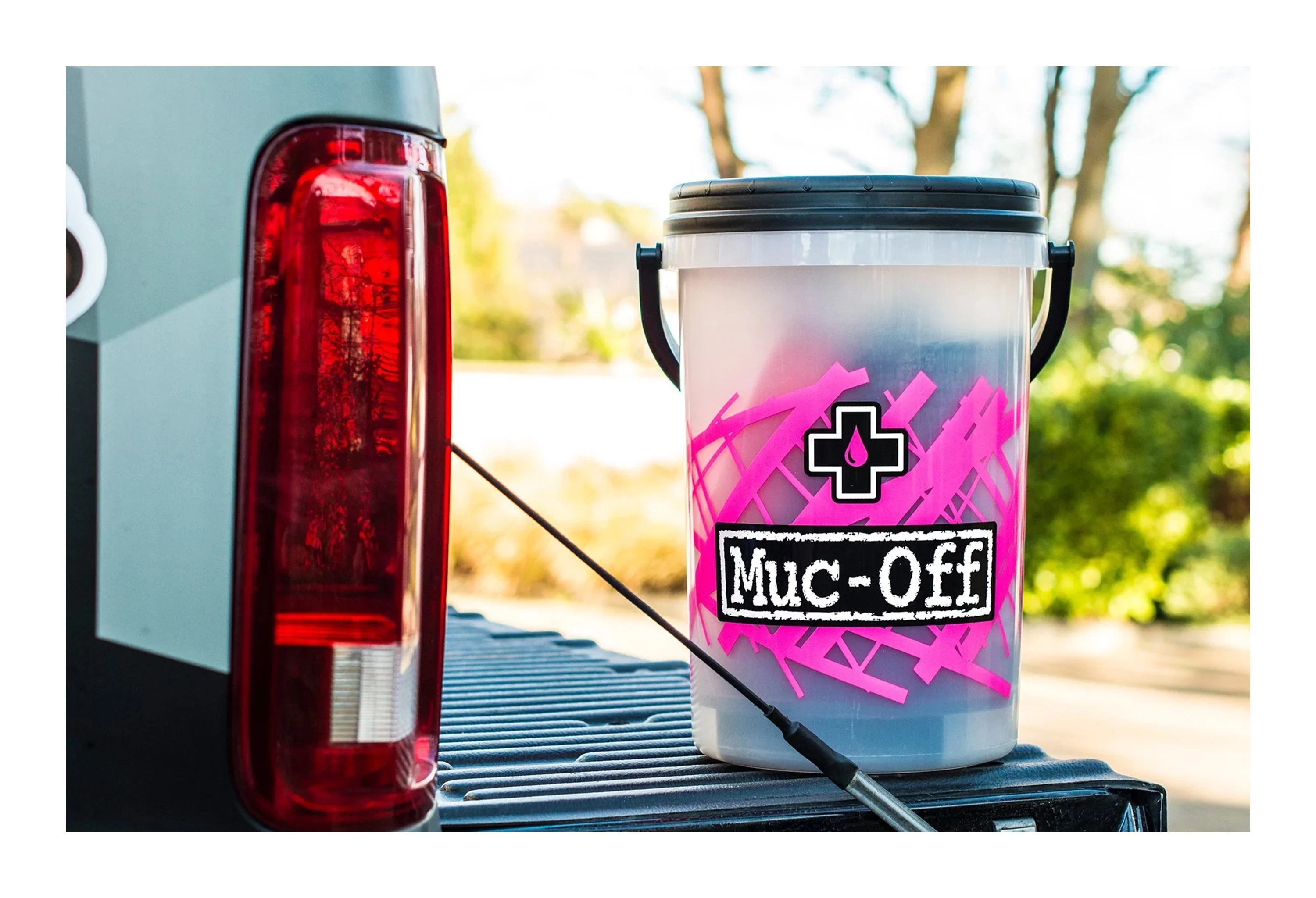 Muc-Off Hvid Bucket Kit cykelpleje m. 11 dele
