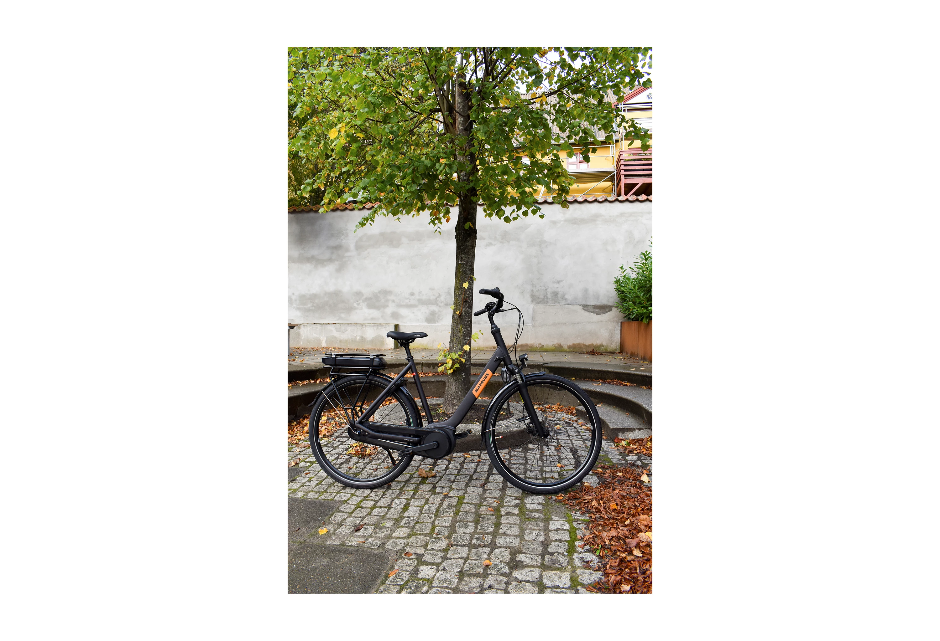 Batavus Smoking Black Altura E-Go