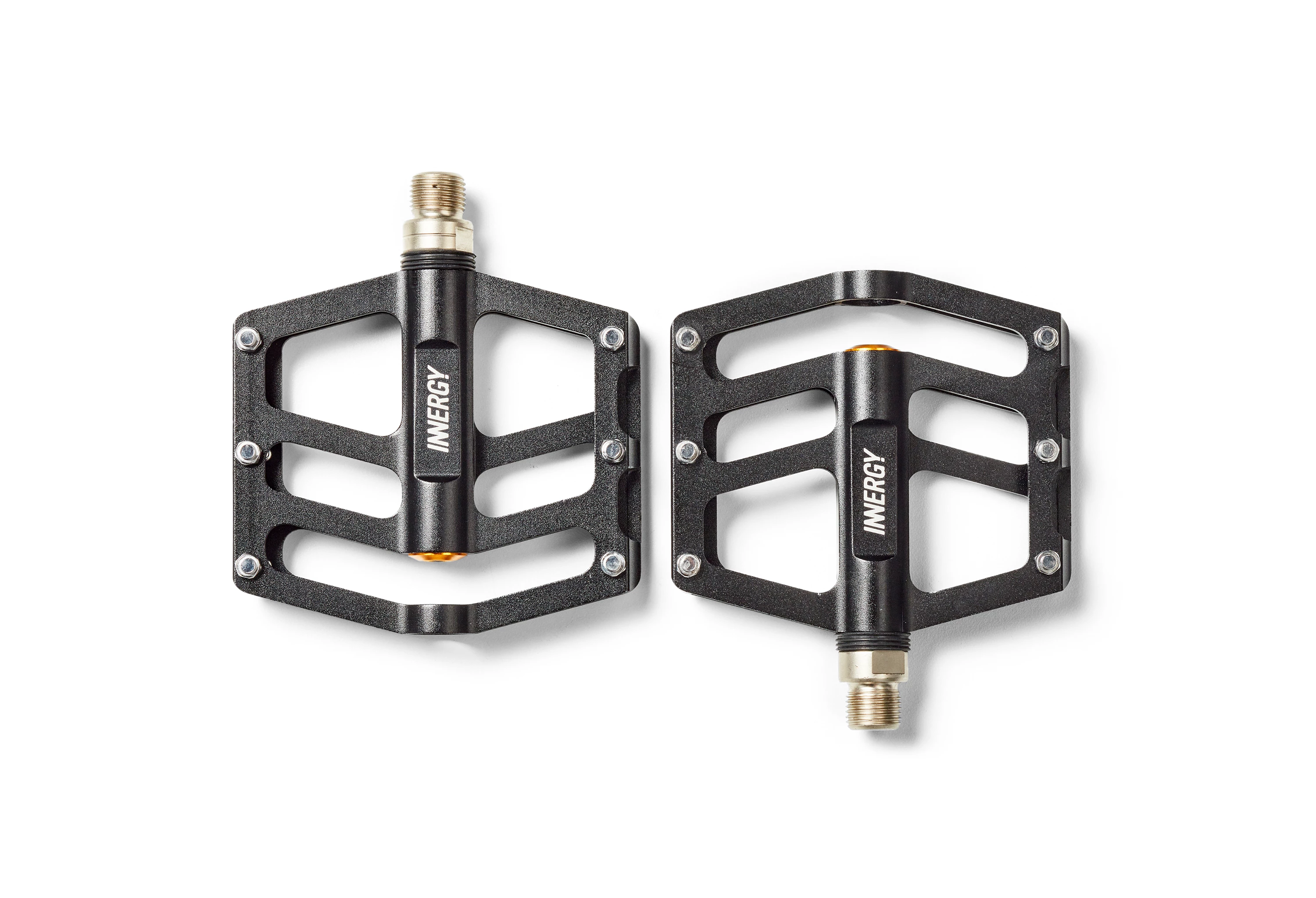 INNERGY+ Sort MTB flats alupedaler