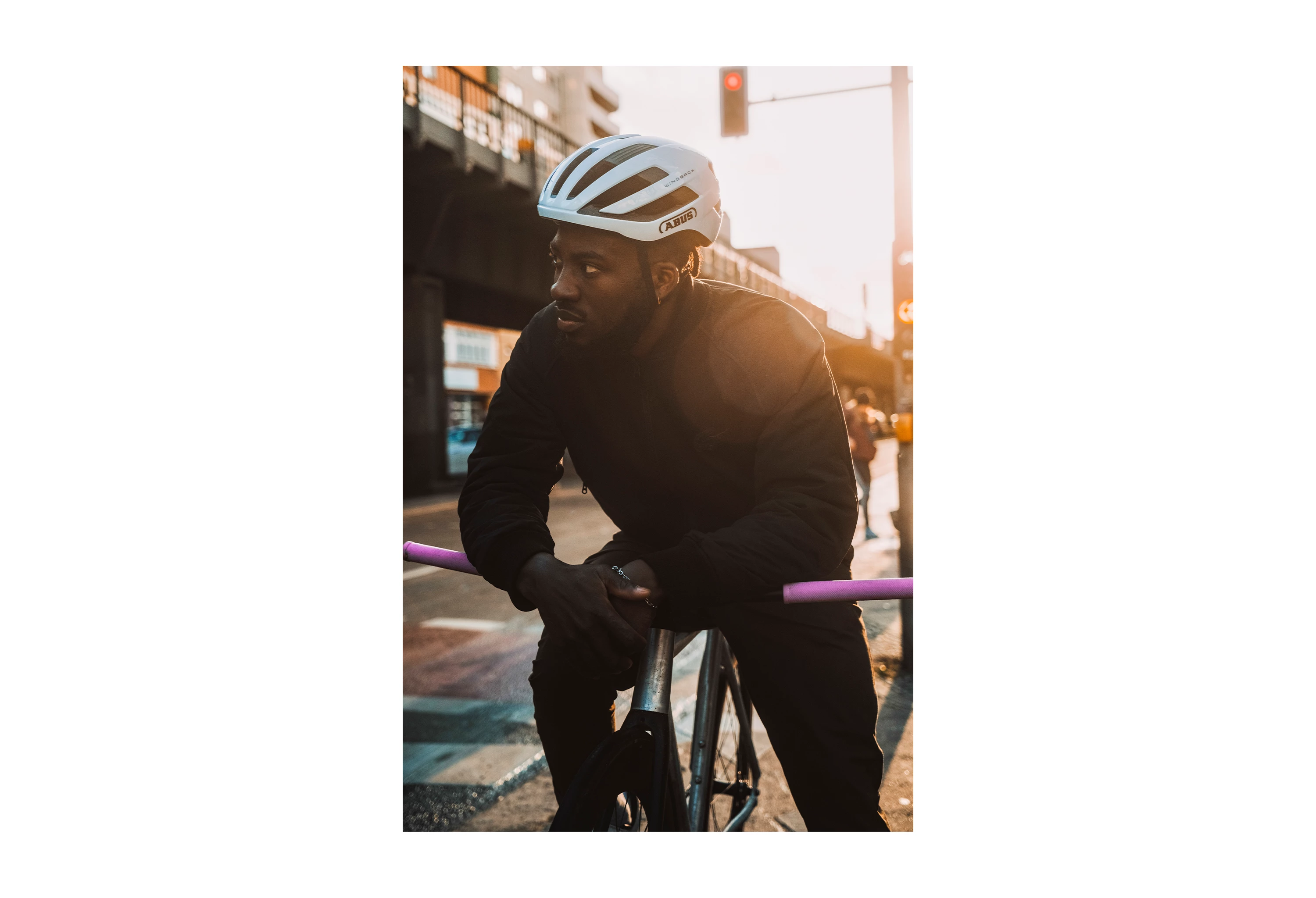 ABUS Shiny White WingBack