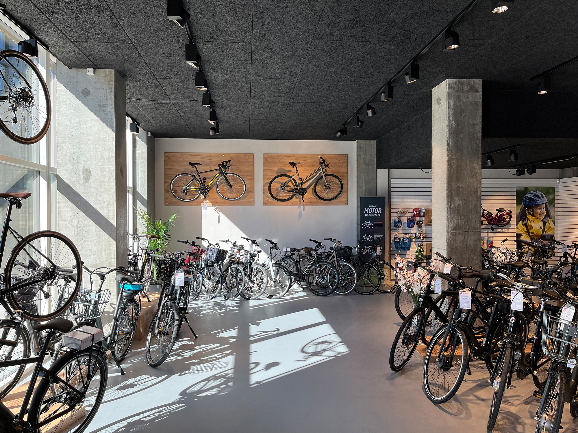 Fri Bikeshop Egedal Cykeludstilling