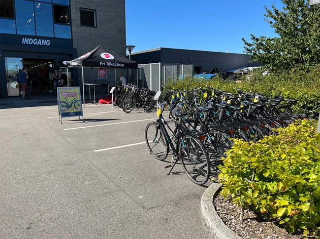 Fri Bikeshop Horsens Parkeringsplads