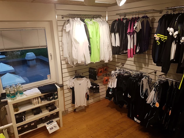 Images Fribikeshop Findbutik Norresundby Galleri 2 20161013 094243