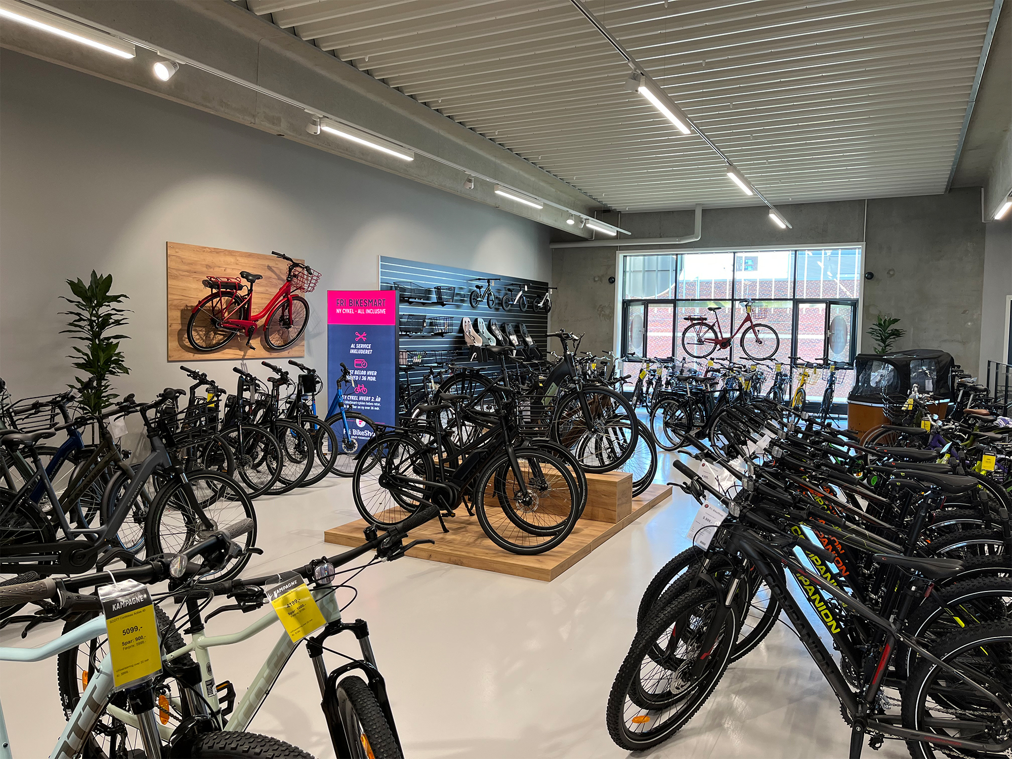 Fri Bikeshop Horsens Første Etage
