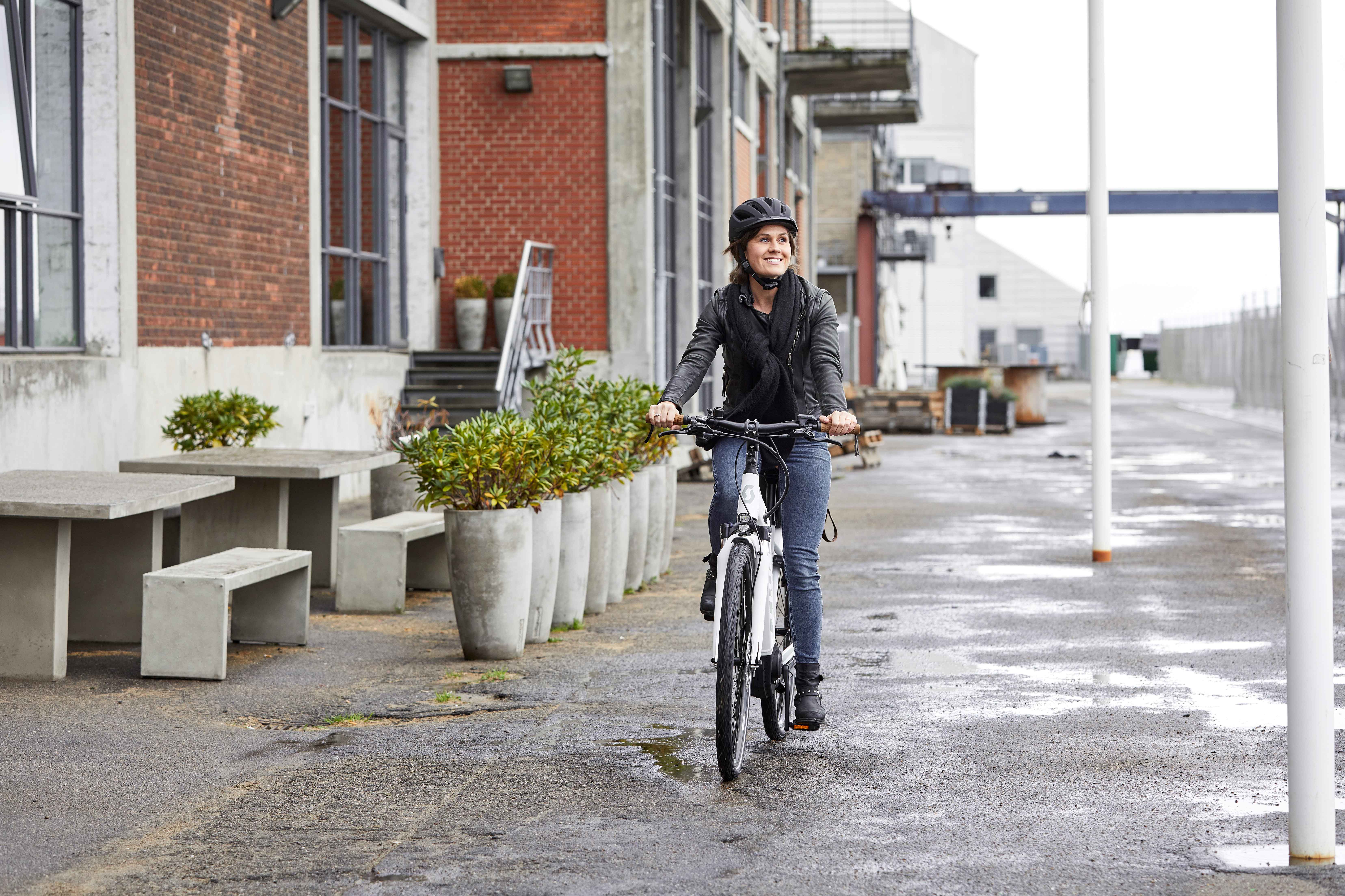 Pages Tips Tricks FBS CITYBIKE EL 007Mindre