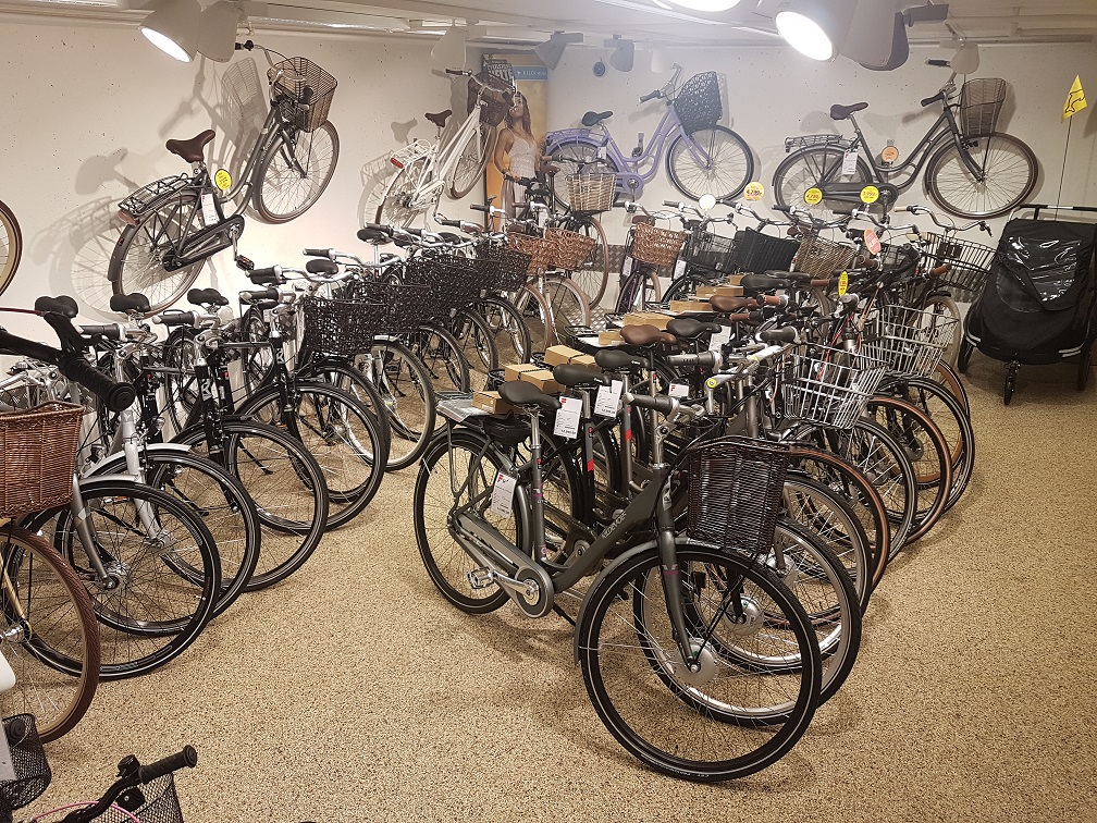 Images Fribikeshop Findbutik Norresundby Galleri 2 20161013 094455